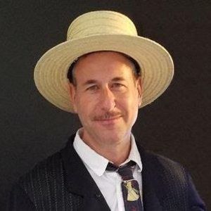 Meet your Posher, Kenneth